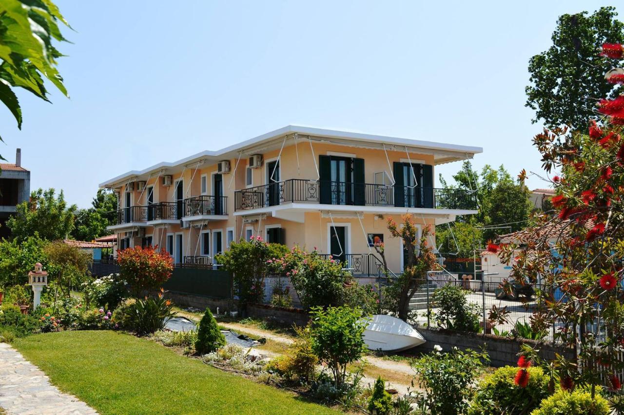 Evia Dream Family Apartments Edipsos Buitenkant foto